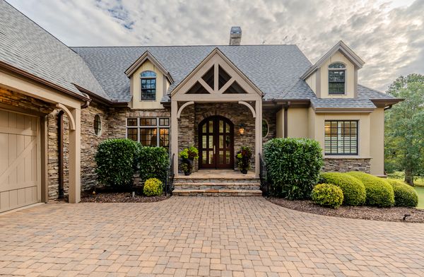 309 Split Creek Trail, Cliffs Valley